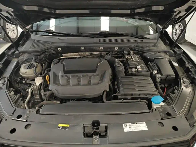 Volkswagen Passat — Фото автомобиля 19