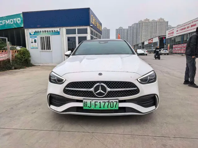 Mercedes-Benz C-Class — Фото автомобиля 2