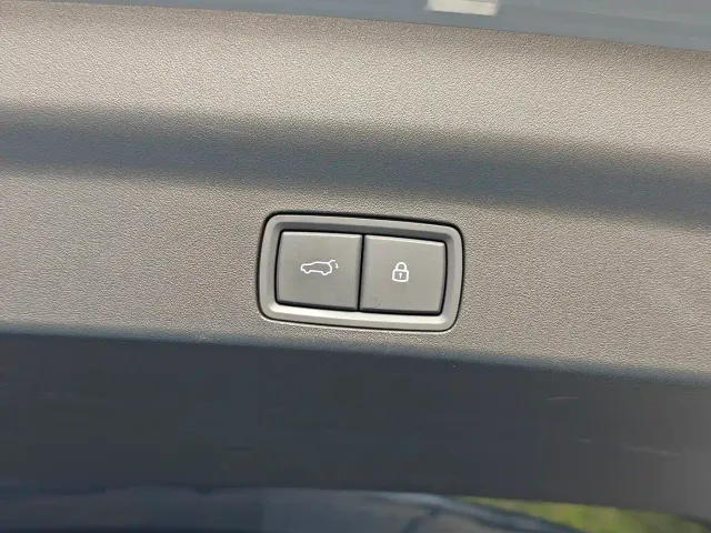 Li Auto Li Auto L7 2025 Max Smart Renewal Edition — Фото автомобиля 20