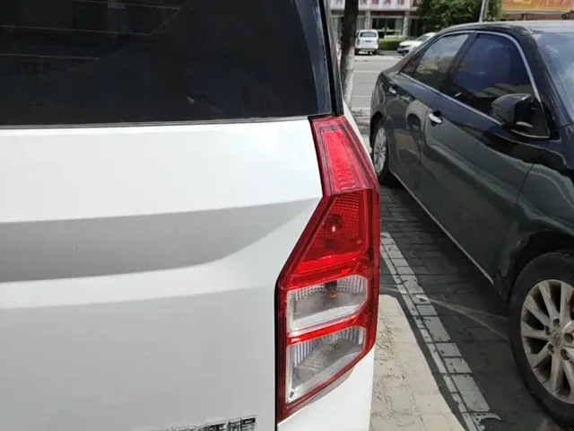 Wuling Zhengcheng — Фото автомобиля 7
