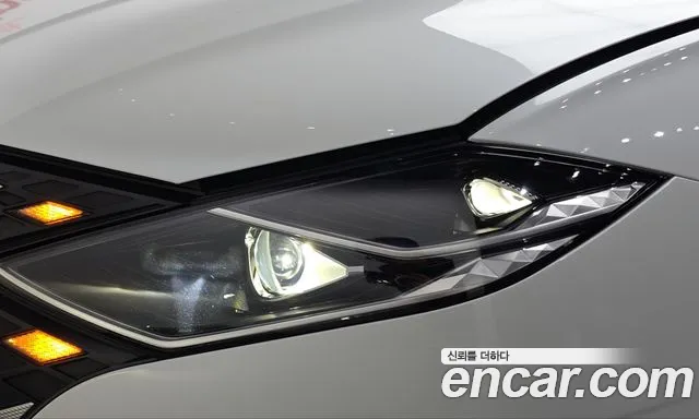 Hyundai Grandeur New — Фото автомобиля 7
