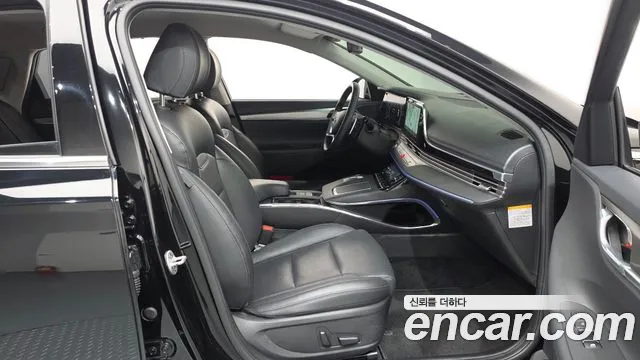 Hyundai Grandeur (New) Hybrid — Фото автомобиля 16