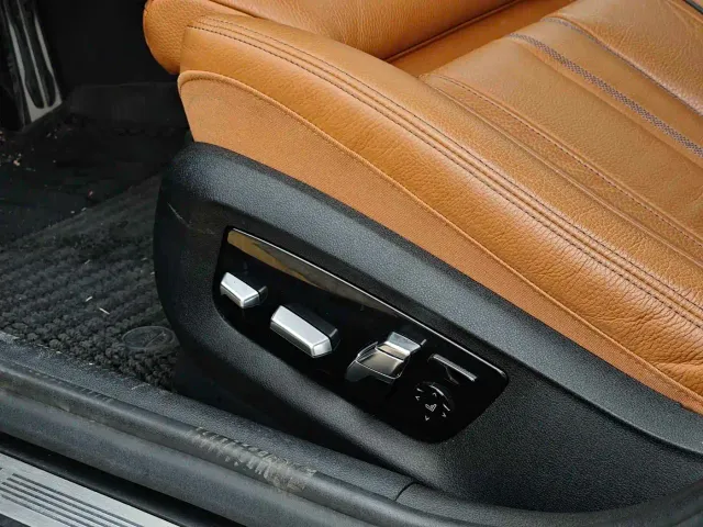 BMW 5 Series — Фото автомобиля 17