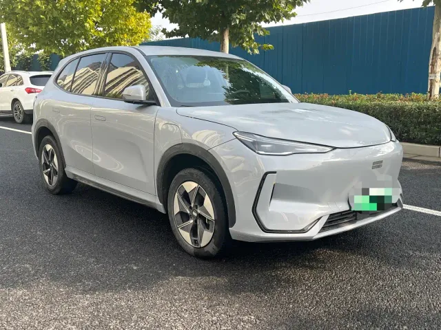 Geely Galaxy E5 — Фото автомобиля 3