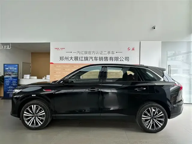 Hongqi HS6 PHEV — Фото автомобиля 3