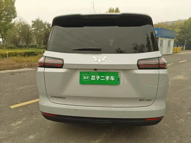 Wuling Starlight 730 — Фото автомобиля 5