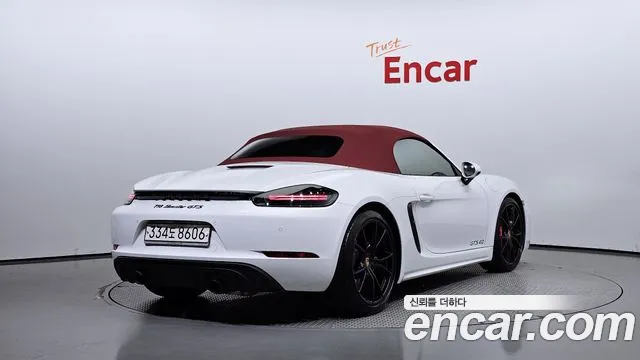 Porsche 718 — Фото автомобиля 2