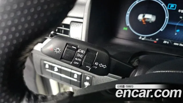 KG_Mobility_Ssangyong Rexton Новый Rexton Sport Дизель 2.2 4WD — Фото автомобиля 15