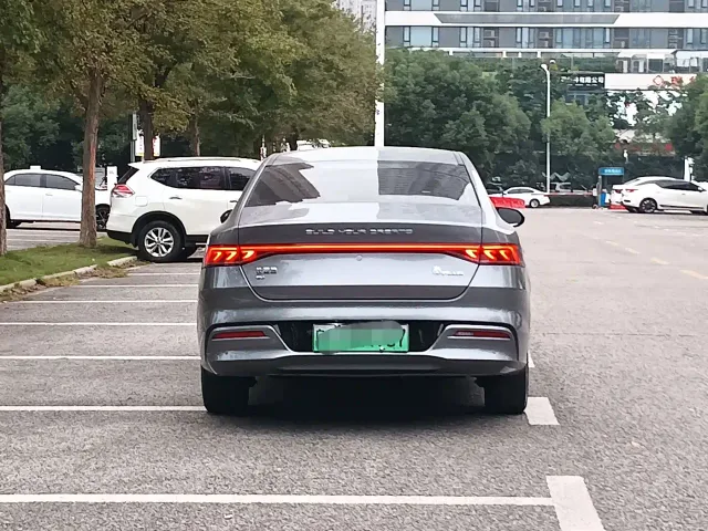 BYD Qin PLUS — Фото автомобиля 4