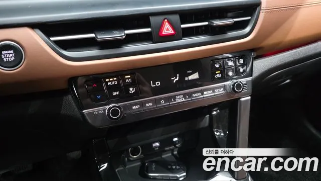 Kia Seltos New — Фото автомобиля 23