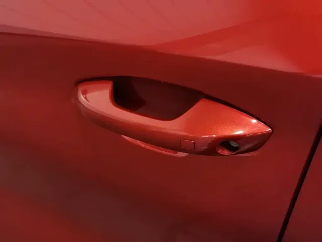 BYD Yuan PLUS — Фото автомобиля 18