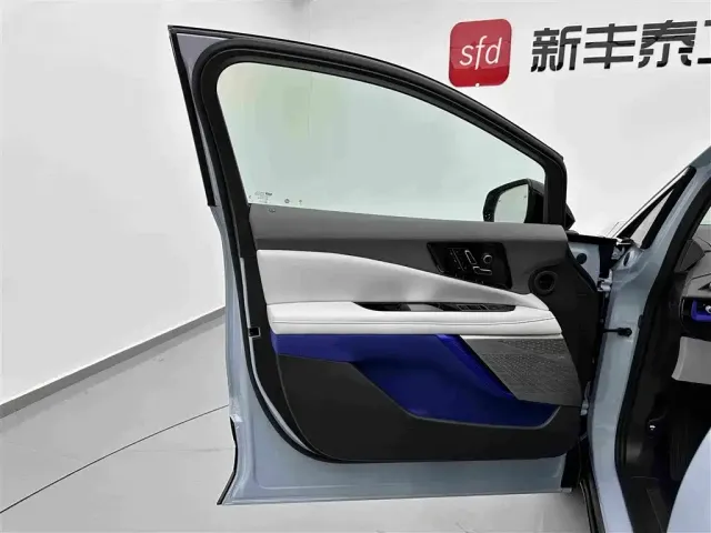 Cadillac IQ Ao Ge 2024 Standard Range — Фото автомобиля 8