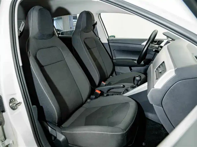 Volkswagen Polo — Фото автомобиля 19