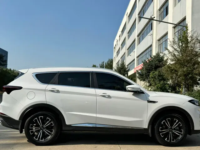 Jetour X70 Plus — Фото автомобиля 4