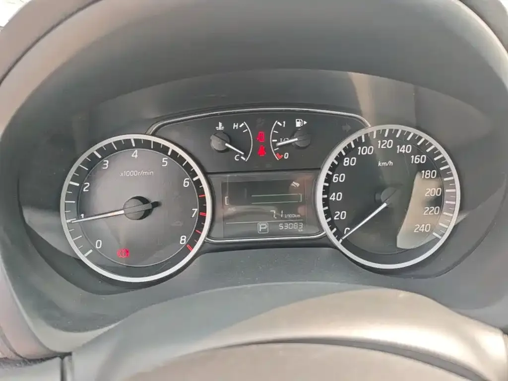 Nissan Sylphy 2021 Classic 1.6XL CVT Luxury Edition — Фото автомобиля 11