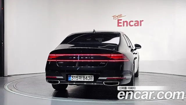 Genesis G90 Бензин 3.5 турбо AWD — Фото автомобиля 4