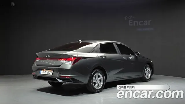 Hyundai AVANTE Avante (CN7) — Фото автомобиля 2