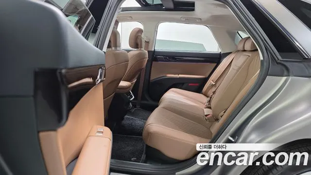 Hyundai Grandeur GN7 — Фото автомобиля 18