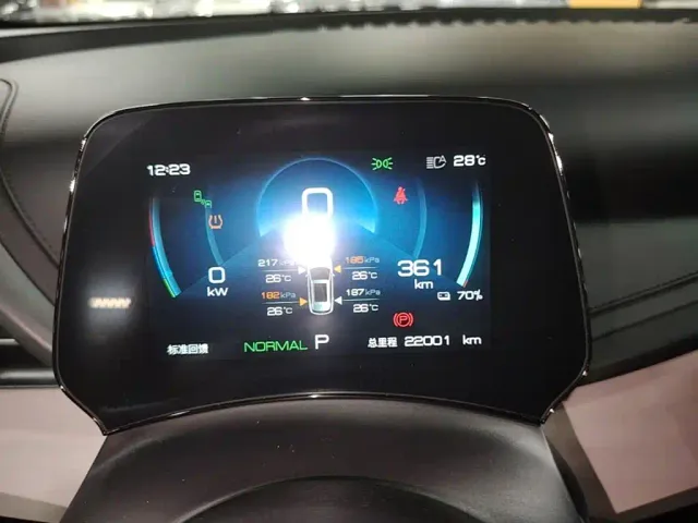 BYD Yuan PLUS — Фото автомобиля 11
