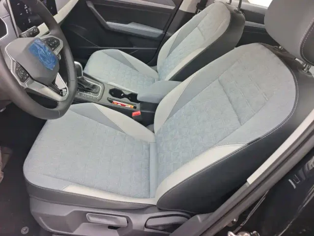 Volkswagen Lavida — Фото автомобиля 14