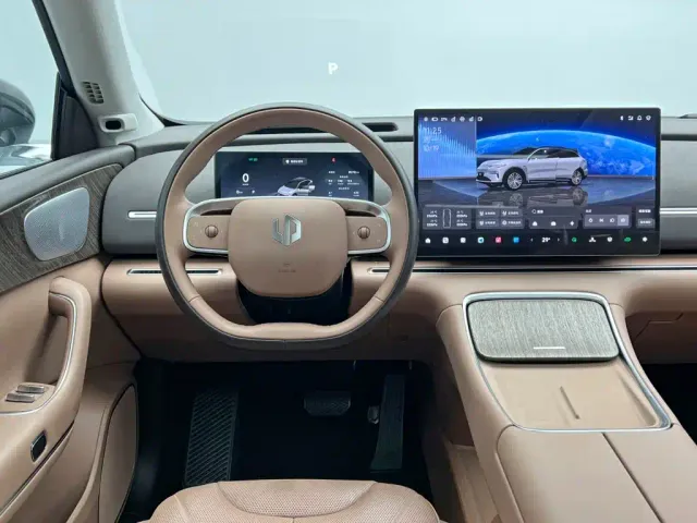 Leapmotor C11 — Фото автомобиля 21