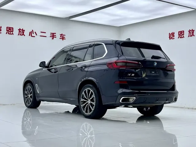 BMW X5 — Фото автомобиля 23