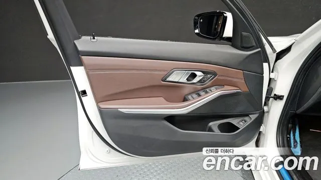 BMW 3-Series 3 серия (G20) 320d Touring M Sport — Фото автомобиля 22