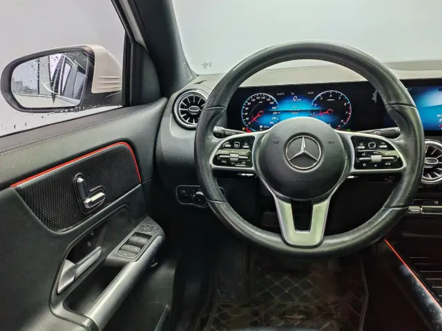Mercedes-Benz GLA-Class — Фото автомобиля 9