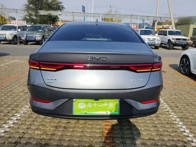 BYD Qin PLUS — Фото автомобиля 5