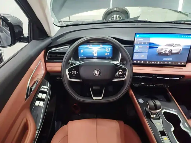 Changan CS75 — Фото автомобиля 10