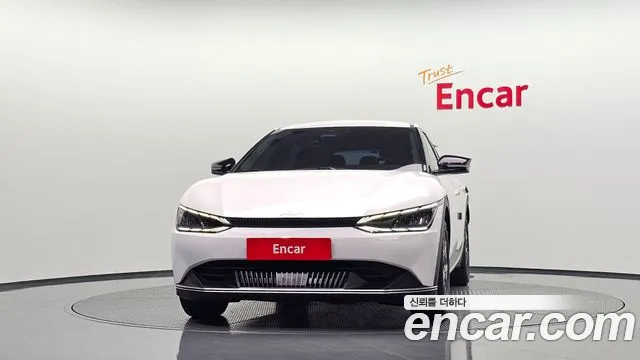 Kia EV6 — Фото автомобиля 3