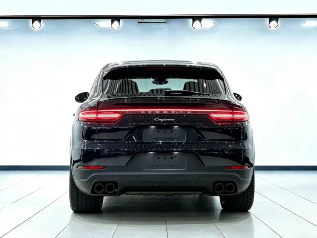 Porsche Cayenne — Фото автомобиля 5