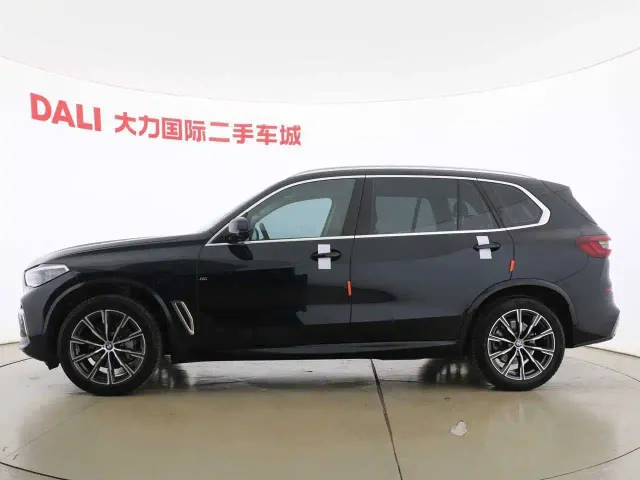 BMW X5 — Фото автомобиля 4