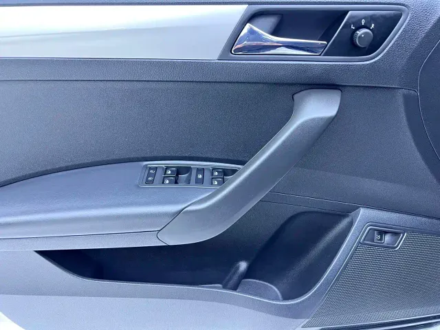 Skoda Rapid — Фото автомобиля 9