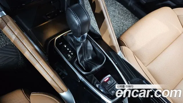 Renault-KoreaSamsung QM6 Новый QM6 2.0 LPe RE Signature 2WD — Фото автомобиля 9