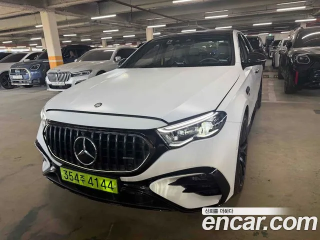 Фотография автомобиля — Mercedes-Benz E-Class