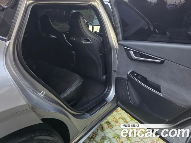 Kia EV6 — Фото автомобиля 16