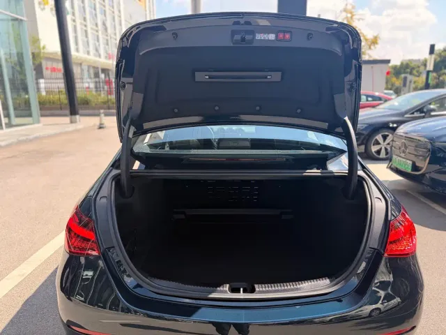 Mercedes-Benz C-Class — Фото автомобиля 22