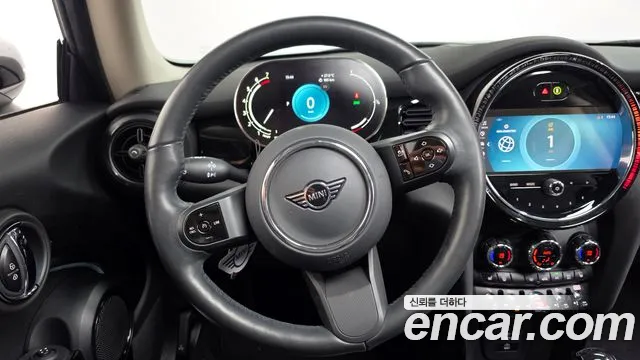 Mini Cooper Cooper Classic Plus — Фото автомобиля 12