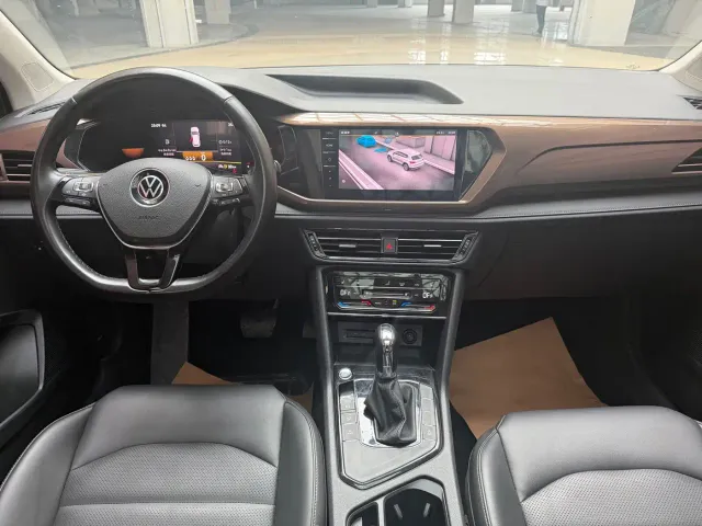 Volkswagen Tharu — Фото автомобиля 9
