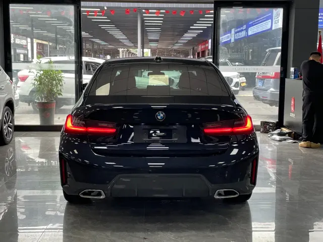 BMW 3 Series — Фото автомобиля 13