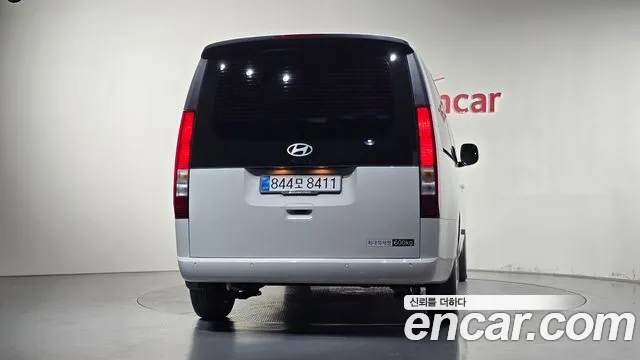 Hyundai Staria New — Фото автомобиля 4