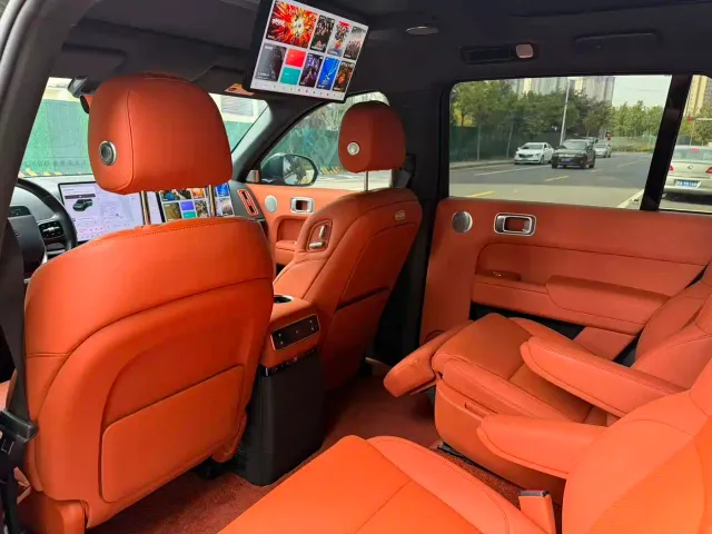 Li Auto L9 — Фото автомобиля 5