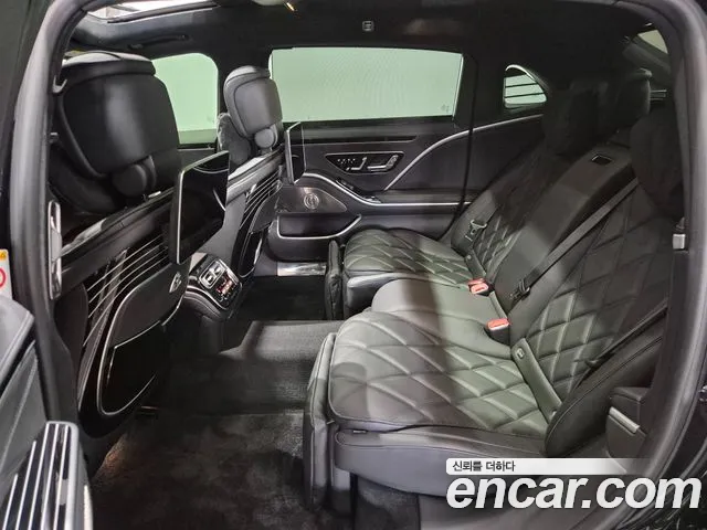 Mercedes-Benz S-Class — Фото автомобиля 11