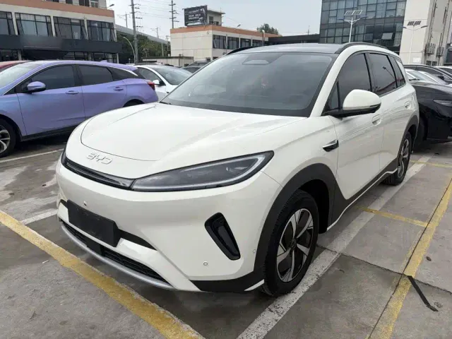 Фотография автомобиля — BYD Sealion 05 EV