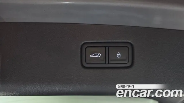 Genesis GV70 — Фото автомобиля 22