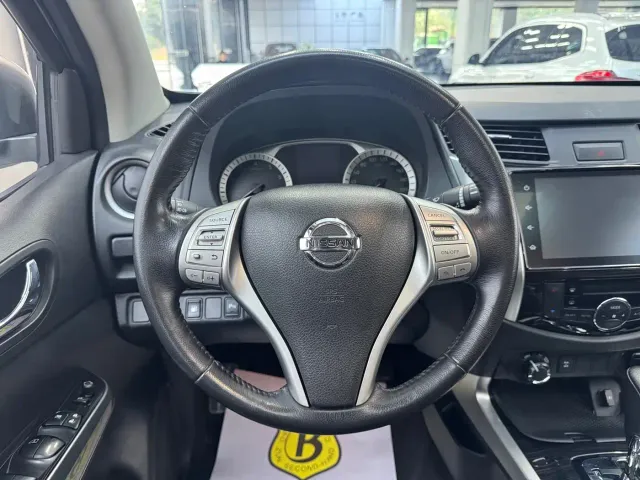 Nissan Terra — Фото автомобиля 9