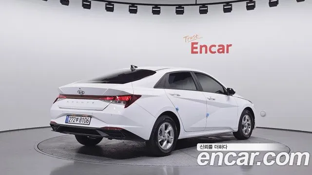 Hyundai AVANTE Avante (CN7) — Фото автомобиля 2