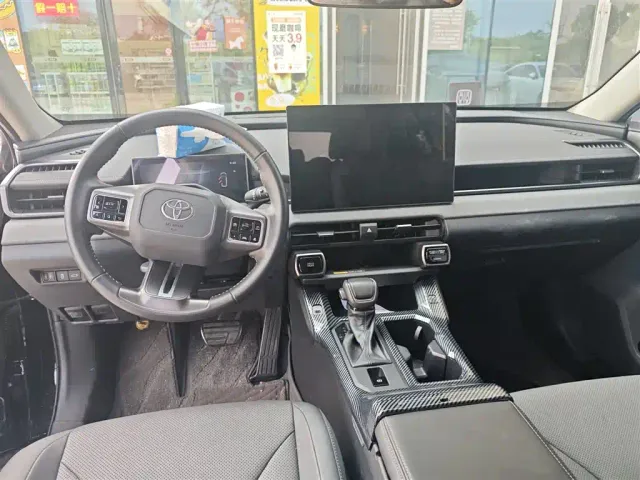 Toyota RAV4 Rongfang 2026 2.0L Base Model — Фото автомобиля 6