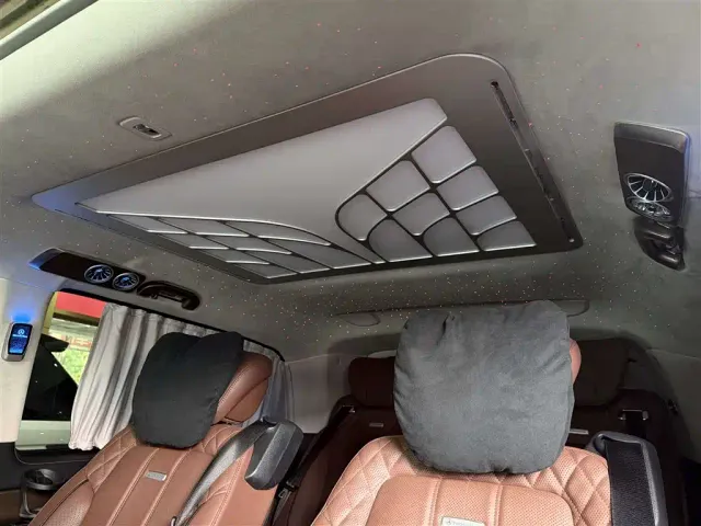 Mercedes-Benz V-Class — Фото автомобиля 15